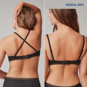 Sujetador capacidad con foam y aro de Modal undies