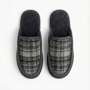 Zapatilla hombre destalonada cuadros