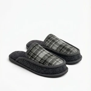Zapatilla hombre destalonada cuadros