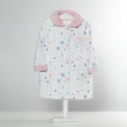 Bata beb&eacute; estampada cierre botones