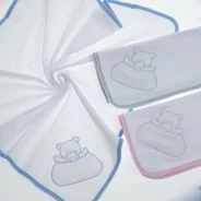 Gasa beb&eacute; con bordado de Osito
