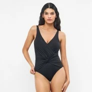 Ba&ntilde;ador mujer 