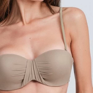 Bikini ba&ntilde;o mujer palabra de honor