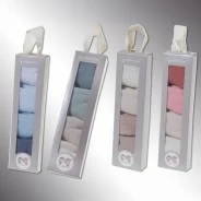 Estuche regalo bebe pack 4 calcetines lisos
