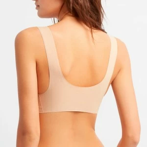 Top seamles corte l&aacute;ser push up copa extraible