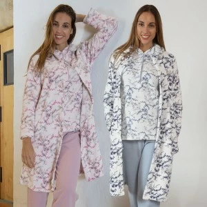 Bata mujer abotonada con bolsillos
