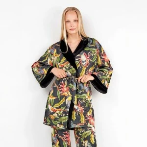 Bata mujer cruzada estampado floral