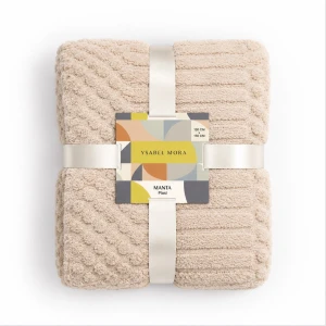 Manta coralina relieve beige forrada borreguito