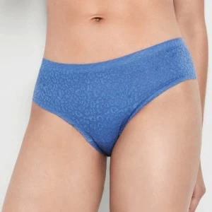 Conjunto top sin aro y foam extraible y braga