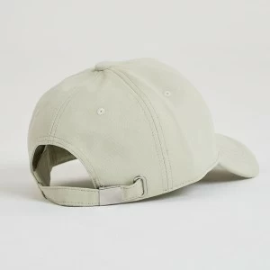 Gorra ajustable para mujer bordado verde a tono 