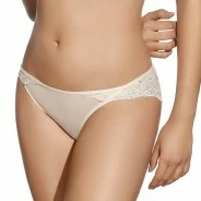 Braga bikini de encaje para modelo Irina y Araceli