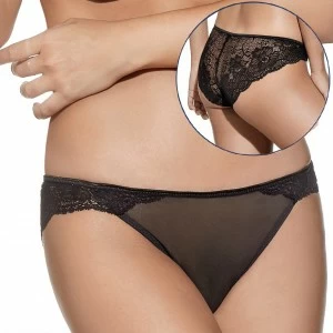 Braga bikini de encaje para modelo Irina y Araceli
