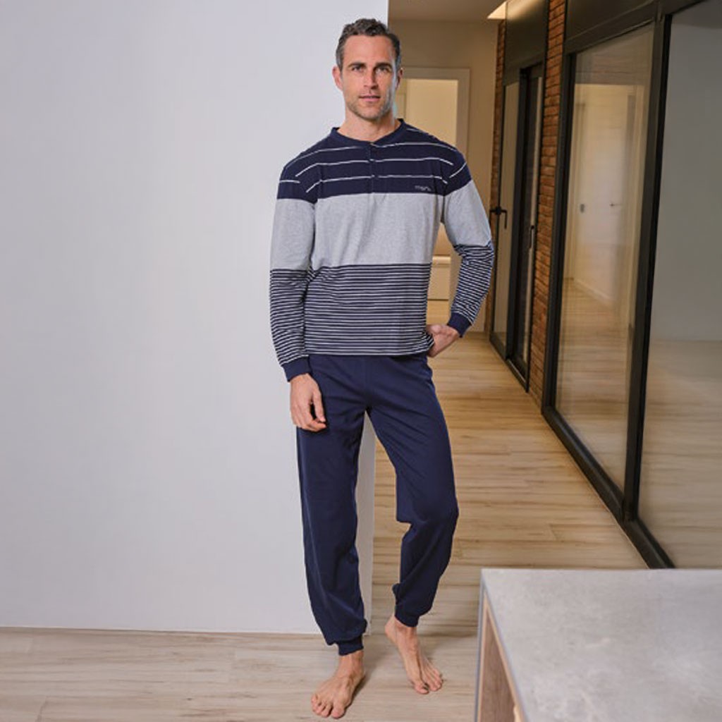 Pijama hombre cuello redondo botones