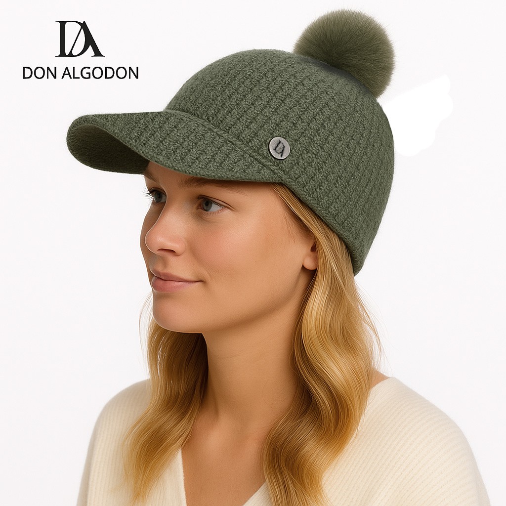 Gorro visera mujer de tricot con pompon pack x6