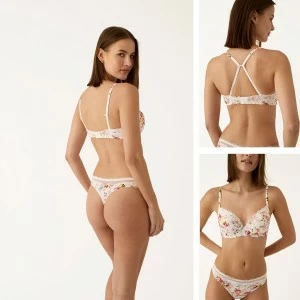 Conjunto mujer sujetador push up y tanga estampado