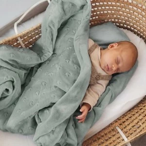 Manta bebe coralina suave extrellas relieve salvia