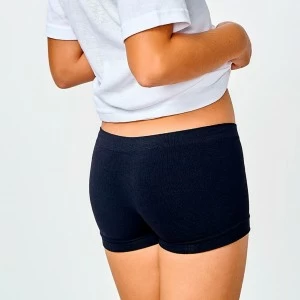 Culotte liso de poliamida sin costuras