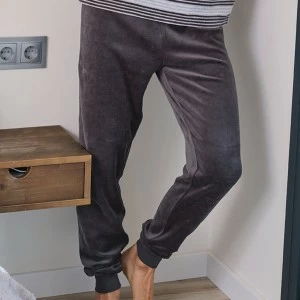 Pijama largo hombre tejido aterciopelado
