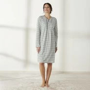Camis&oacute;n largo mujer cuello tapeta