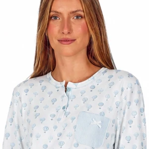 Pijama estampado mujer cuello botones