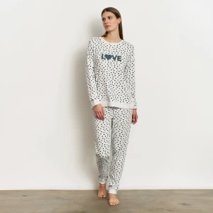 Pijama largo mujer estampado corazones
