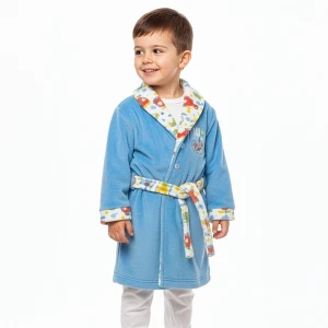 Bata ni&ntilde;o azul detalles estampados