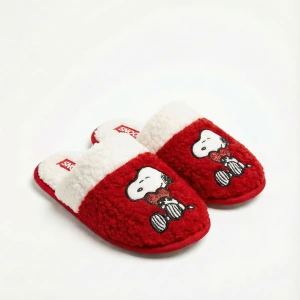 Zapatilla mujer borreguito rojo Snoopy