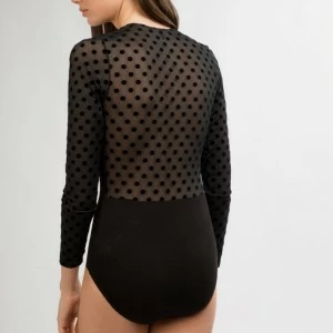 Body interior de tul con topos