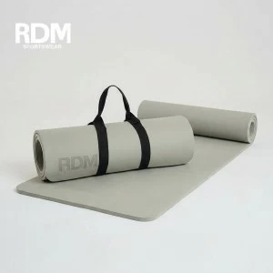 Esterilla deportiva verde con asas de 183 x 61 x1 