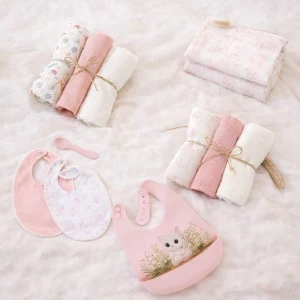 Babero silicona con recogemigas gatio rosa