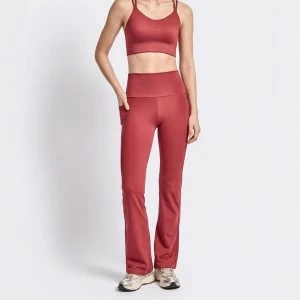 Pantal&oacute;n legging deportivo
