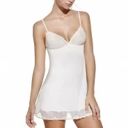 Camis&oacute;n novia con encaje y tirantes