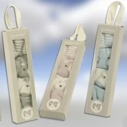 Estuche regalo bebe pack 4 calcetines recien