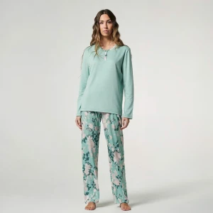 Pijama mujer cuello botones modal