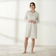 Camis&oacute;n manga larga mujer cuello botones
