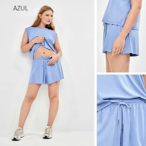 Pantal&oacute;n mujer corto fluido