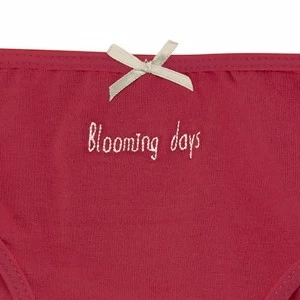 Braga ni&ntilde;a pack x3 algod&oacute;n elastano estampadas
