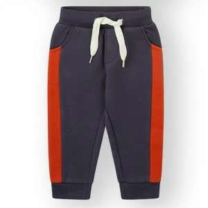Cchandal sport con sudadera encapuchada 