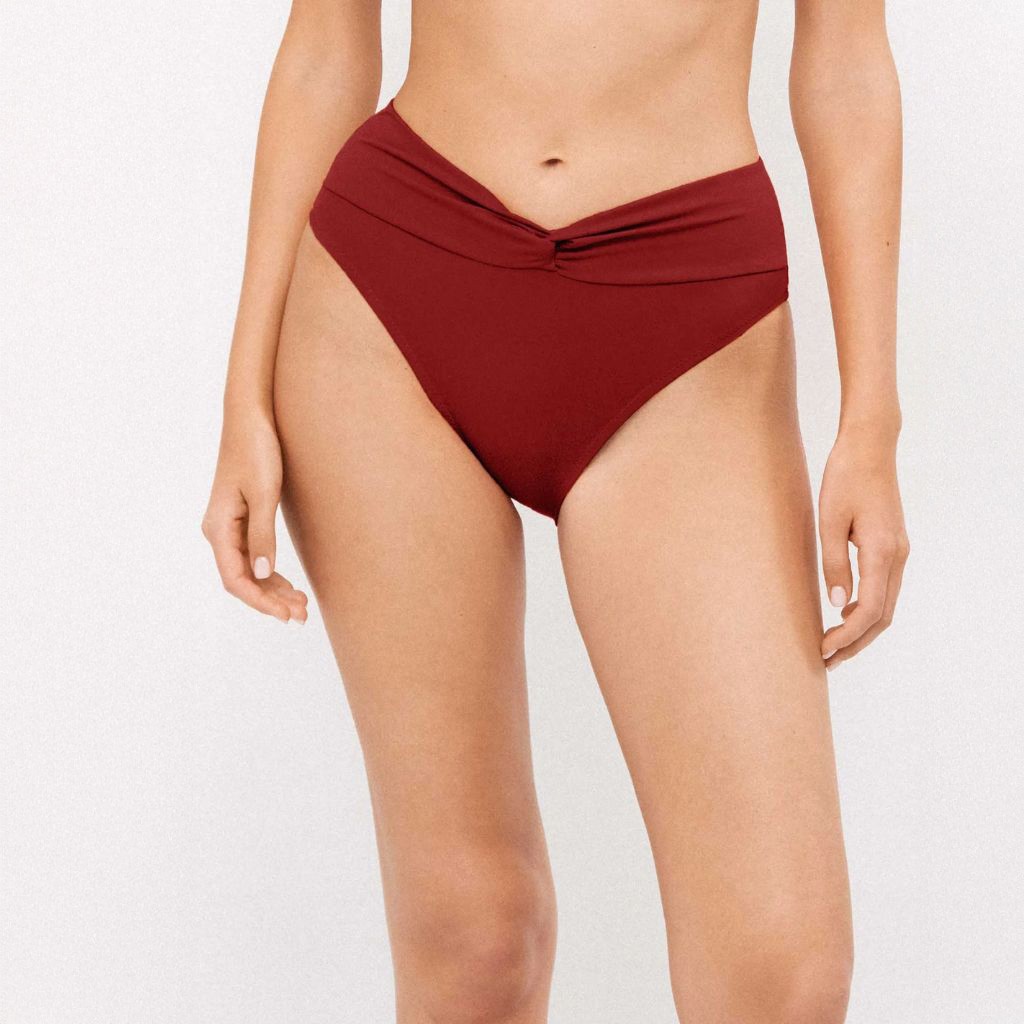 Braga alta ba&ntilde;o mujer cintura cruzada