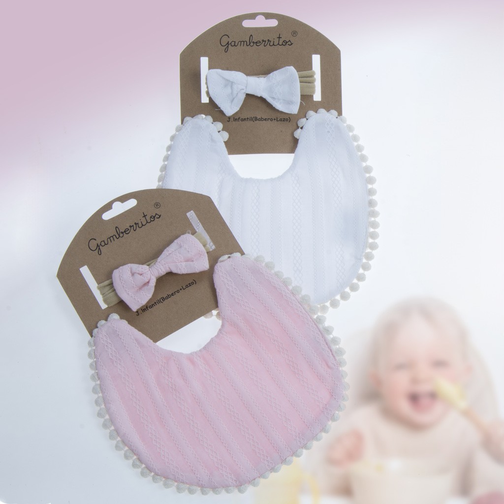 Babero bebe y lazo coletero de algodón 