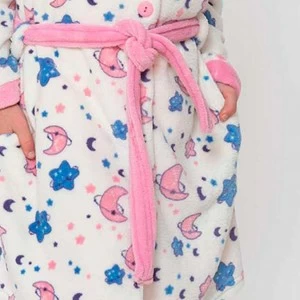 Bata ni&ntilde;a coralina estampada