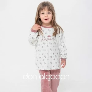 Pijama ni&ntilde;a terciopelo estampado