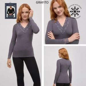 Camiseta termal cuello pico y pu&ntilde;o de puntilla 