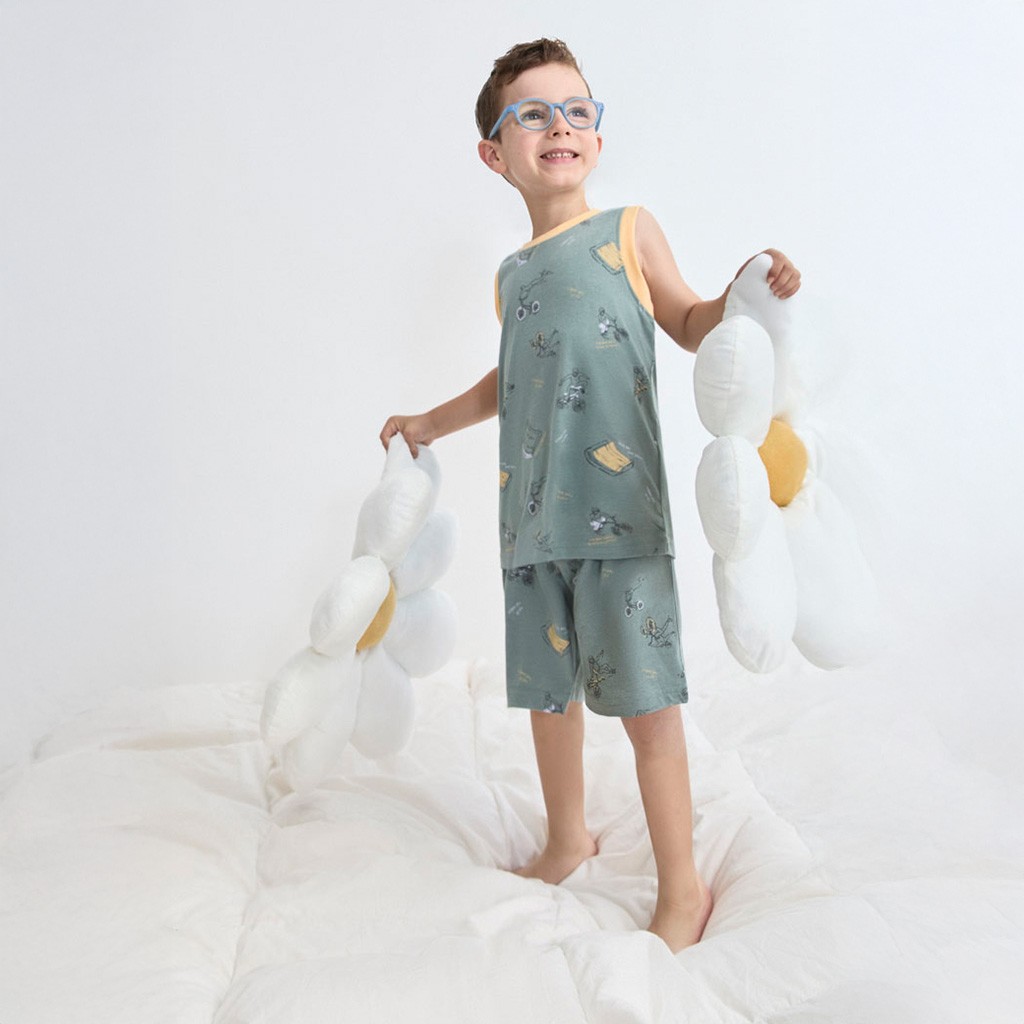 Pijama algod&oacute;n ni&ntilde;o sin mangas estampado