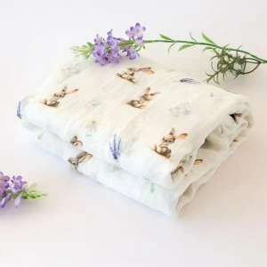 Muselina de bamb&uacute; en saquito conejito lavanda