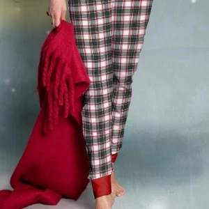 Pijama infantil presentado en caja malet&iacute;n Gorjuss