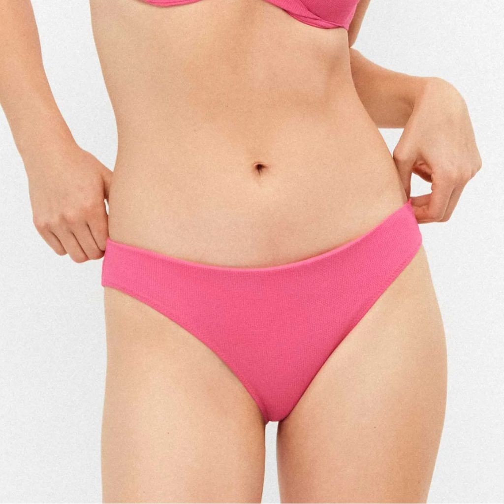 Braga baja ba&ntilde;o mujer lisa